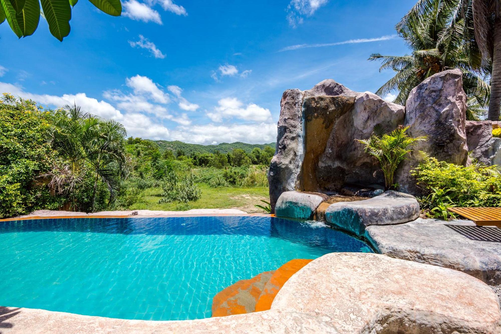 Huahin I-Din Poolvilla วิลล่ากลางธรรมชาติ วิวภูเขา เป็นส่วนตัว 外观 照片
